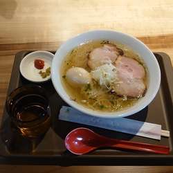 味玉塩らーめん