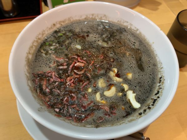 「黒胡麻坦々麺」@甲州屋 別邸の写真