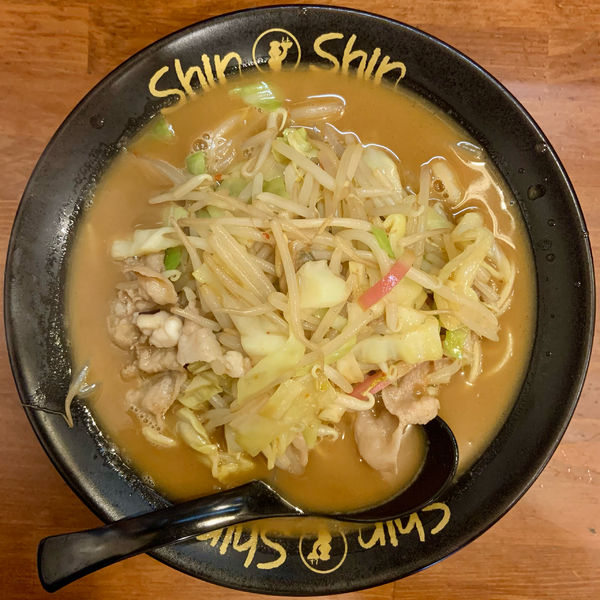 「みそちゃんぽん(890円)」@博多ラーメン ShinShin 住吉店の写真