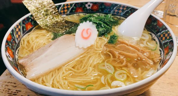 「塩そば麺大盛り　７３０円」@函館らーめん 船見坂の写真