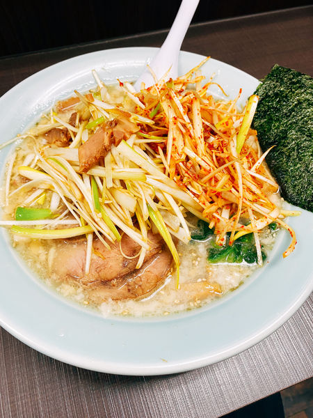 「塩ネギチャーシュー　ネギトッピング」@ラーメンショップ椿 ひたちなか店の写真