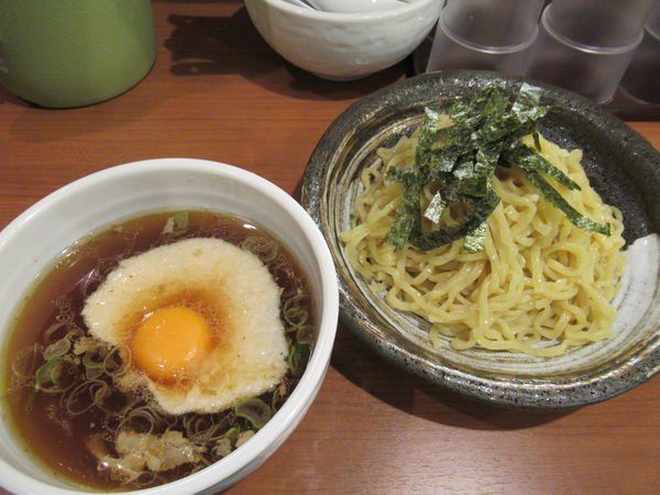 「とろろつけ麺（930円）」@らーめん うち田の写真