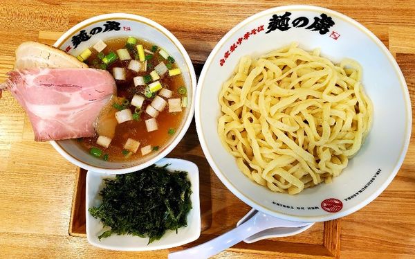「限定煮干しつけ麺」@自家製中華そば 麺の虜の写真