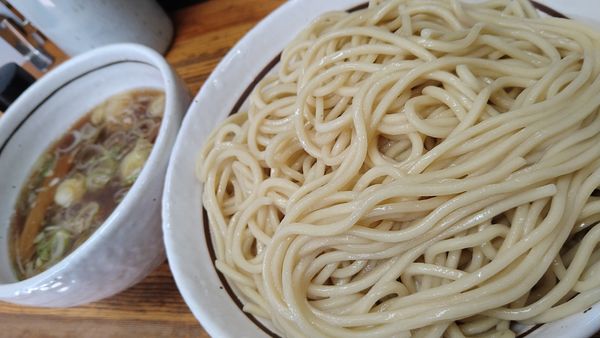 「つけめん、大盛り」@中華そば・つけめん 甲斐の写真