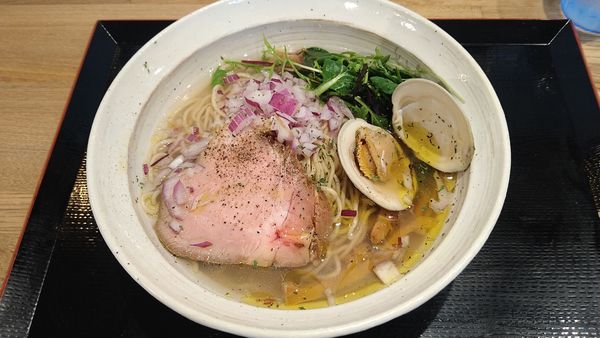 「【限定】貝そば ビアンコ¥880-」@境逸品 鶏そば 山田屋の写真