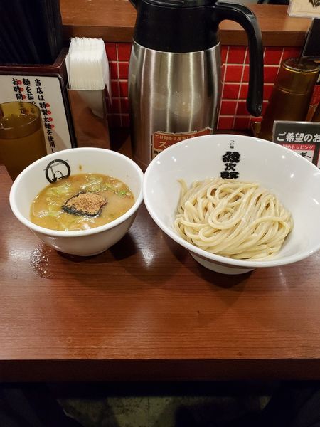 「つけ麺@800」@つけ麺 紋次郎 大阪駅前第二ビル店の写真
