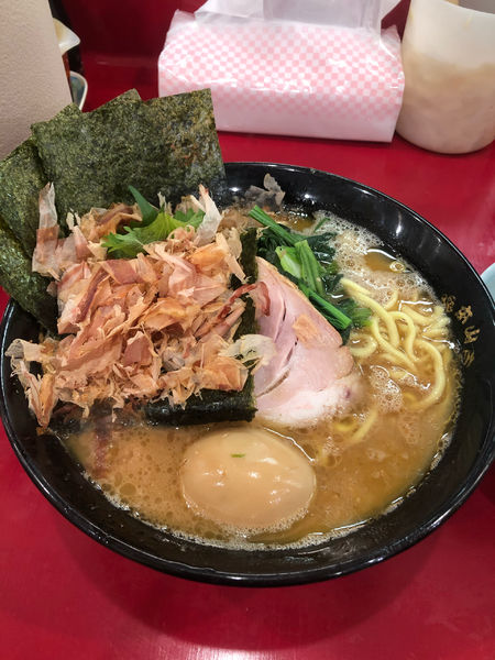 「和風ラーメン　中盛り　930円」@杉田家 千葉祐光店の写真