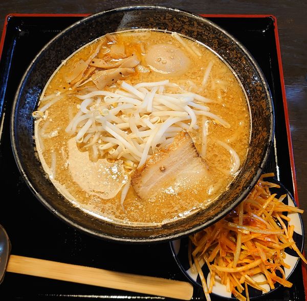 「辛ネギ味噌(小)+煮玉子(1040円)」@もちもちの木 味噌 蓮田店の写真