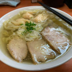 海老ワンタン麺