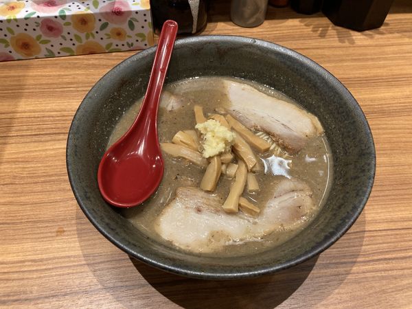 「にぼしらーめん」@にぼしらーめん88 アスナル金山店の写真