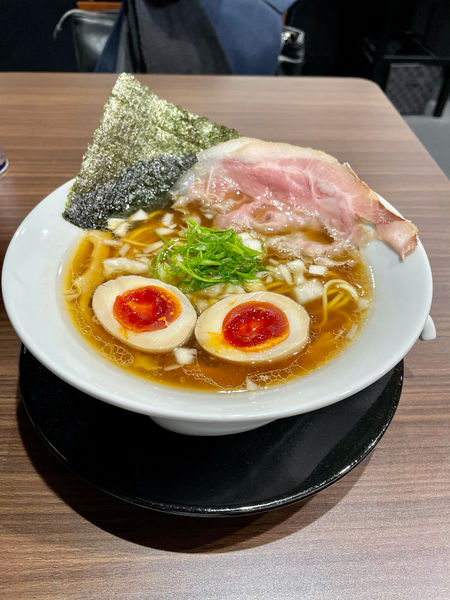 「鮪節そば(醤油)+味玉1,000円」@中華そば 鍾馗 東三国店の写真