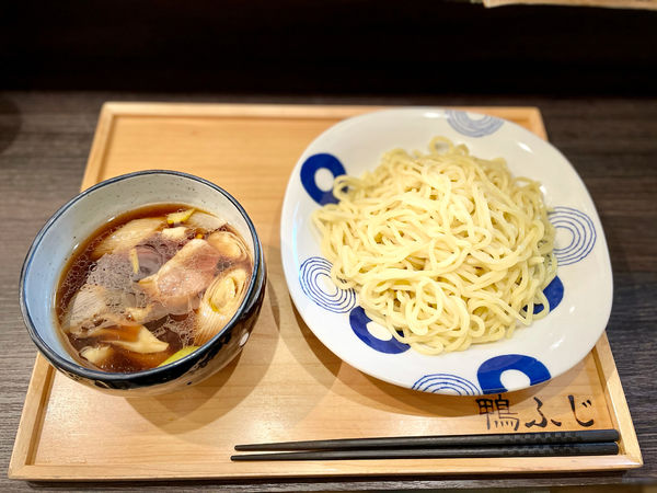 「鴨つけ麺1玉+鴨油増し+和え玉(山椒油)1,000円」@鴨ふじの写真