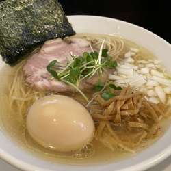 ラーメン塩700円