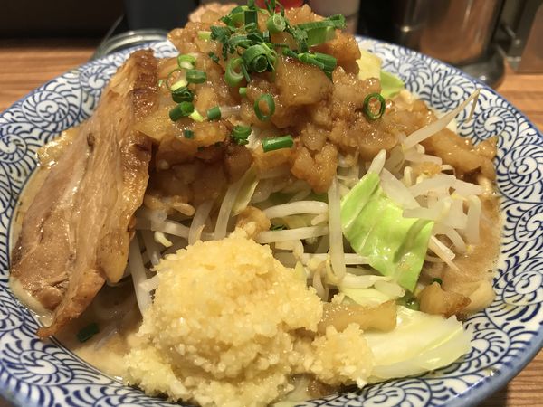 「濃厚ラーメン 中盛り (250g) 1,050円」@ラーメン燈郎の写真
