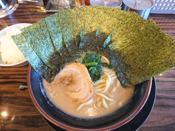 「醤油＋海苔＋ライス＝￥750」@横浜家系ラーメン 松田家 上福岡店の写真