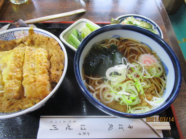 「たぬき蕎麦とかつ丼のset 900円」@蕎麦処 はせ川 西新井大師 本店の写真
