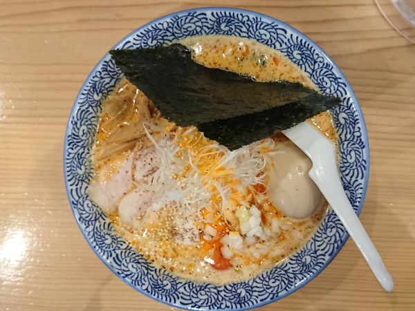 「特製ごまの辛いそば」@中華そば 笑歩の写真