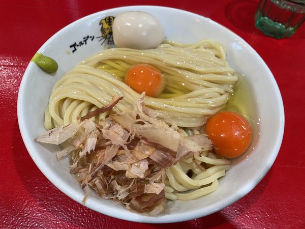 「味玉TKM・生卵・大盛り」@ゴールデンタイガーの写真