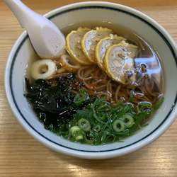 まるまるうどん 新幹線熊本店の画像