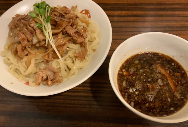 「肉盛つけ麺並830円」@魁 肉盛りつけ麺 六代目けいすけの写真