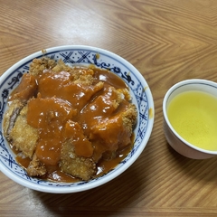 魚半食堂の画像