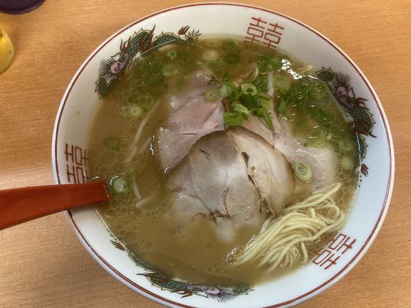 「中華そば¥650+ビール(小)¥400」@つばめの写真