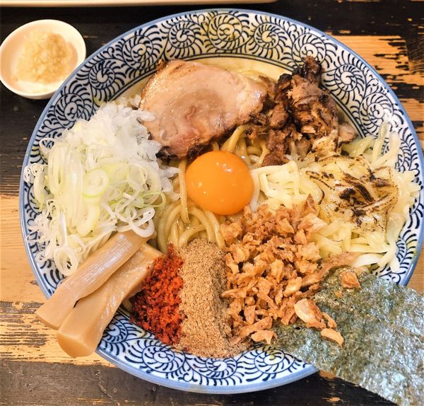 「カレーまぜそば+ニンニク+とろけるチーズ+白めし」@狼煙 〜NOROSHI〜の写真