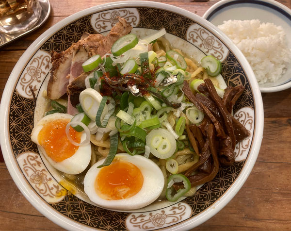 「特製煮干し油そば」@ラーメン凪 大宮店の写真