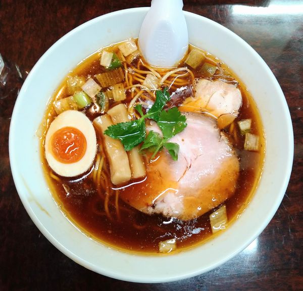 「海老油の醤油ソバ【裏】＋海老油和え玉【裏】」@鶏こく中華 すず喜の写真