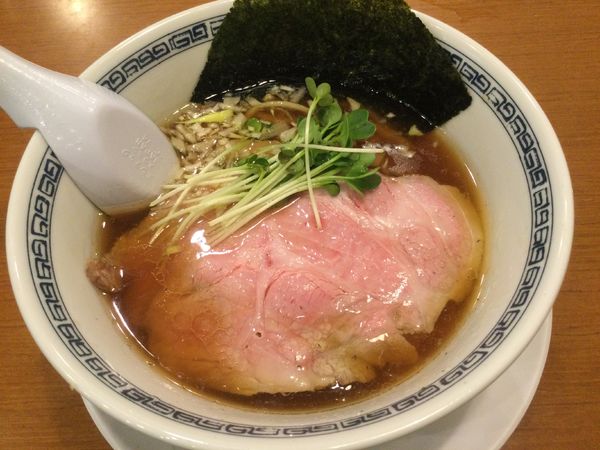「醤油ラーメン・太麺(¥750)」@稲荷屋の写真