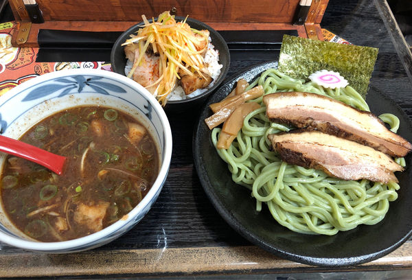 「つけそば(小)700円+賄いチャーシュー丼280円」@麺屋こうきの写真