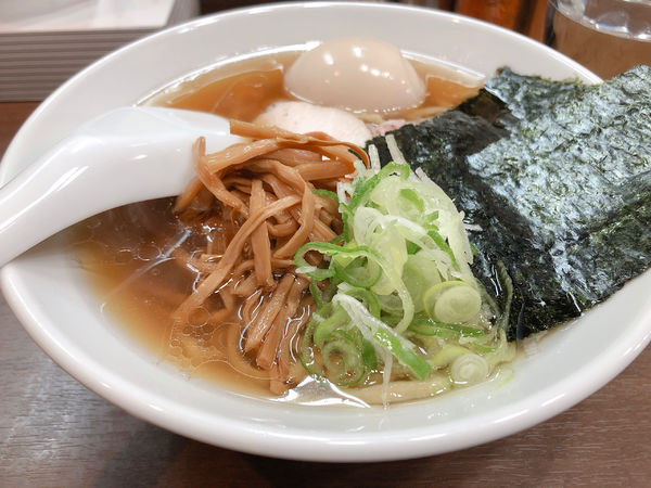 「中華そば　柔々半熟」@煮干し中華そば 山形屋の写真