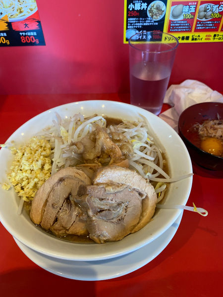 「ラーメン(太麺) 豚増し」@ボディブローの写真