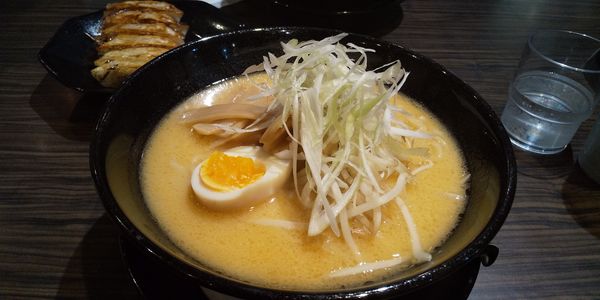 「豚骨味噌ラーメン」@オリオン餃子 水戸駅南COMBOX店の写真