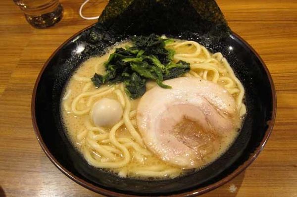 「ラーメン醤油　740円」@横浜家系ラーメン 壱角家 蔵前店の写真