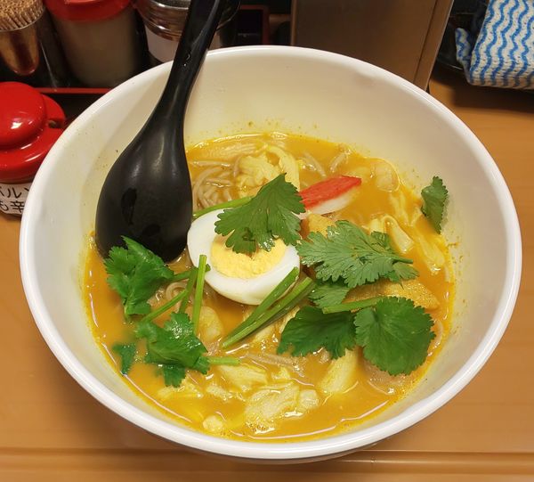 「ラクサそば」@名代 富士そば 秋葉原店の写真