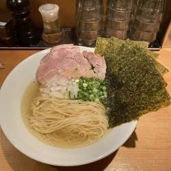 旨味だし淡麗中華そば（塩・海苔のせ）