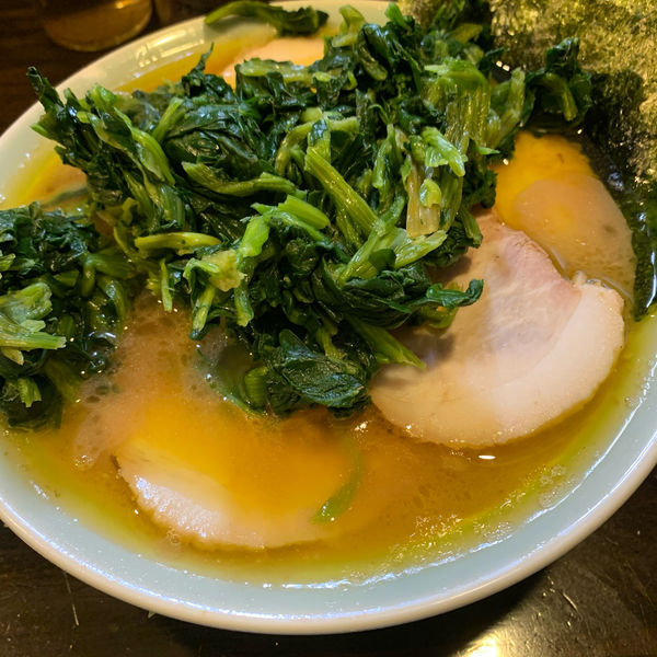 「チャーシュー麺＋ほうれん草」@家系ラーメン ジェット家の写真