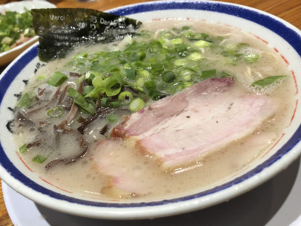 「らーめん」@博多長浜らーめん 田中商店の写真