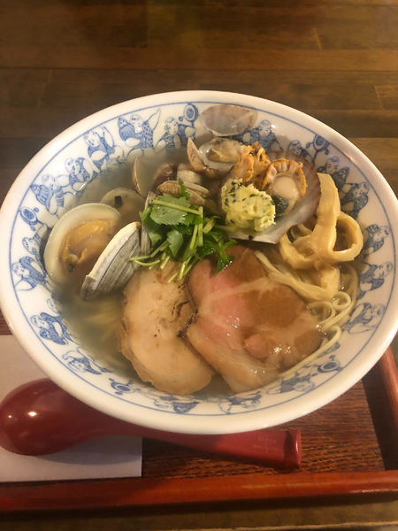 「貝3種の塩バターラーメン」@ラーメン厨房 ぽれぽれの写真