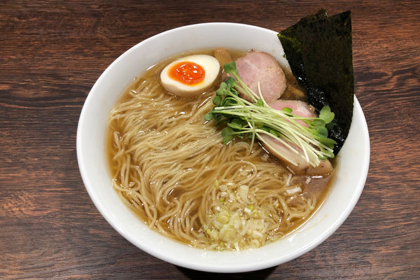 「煮干しそば880円+大盛100円」@中華そば 燕屋商店の写真