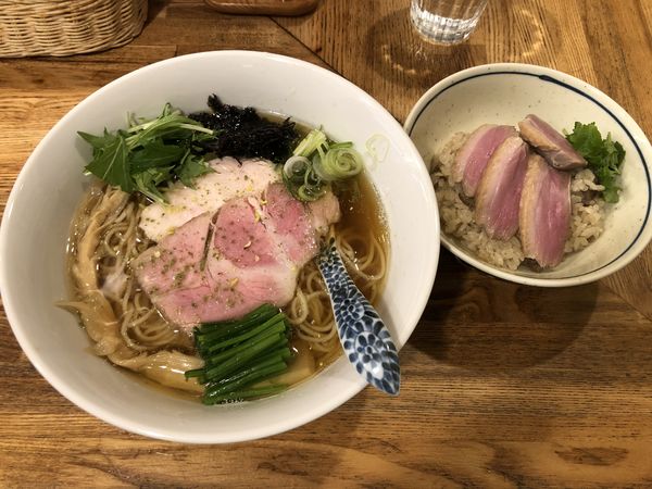 「山椒 白醤油そば 850円 鴨肉炊き込みご飯 400円」@中華そば きなりの写真