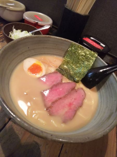 「牛骨ラーメン(太麺)￥880」@らーめん きよつきの写真