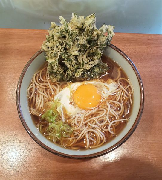 「月見そば+春菊天」@文殊 川越ホーム店の写真
