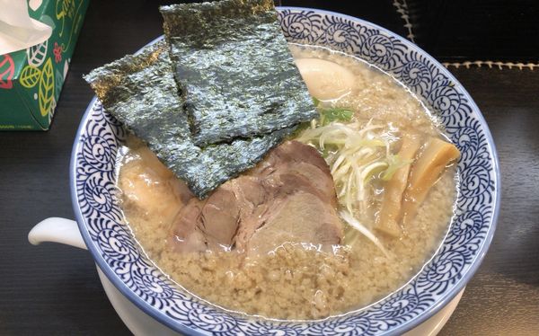 「特製背脂中華そば」@麺屋 㐂助の写真