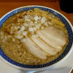 背脂中華_750円＋玉ねぎ100円