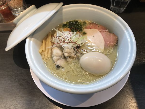 「【冬季限定】牡蠣の味噌らーめん 900円＋ クーポン味玉」@らーめん 三極志の写真