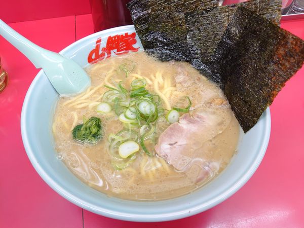 「ラーメン 醤油 670円」@ラーメン山岡家 新すすきの店の写真