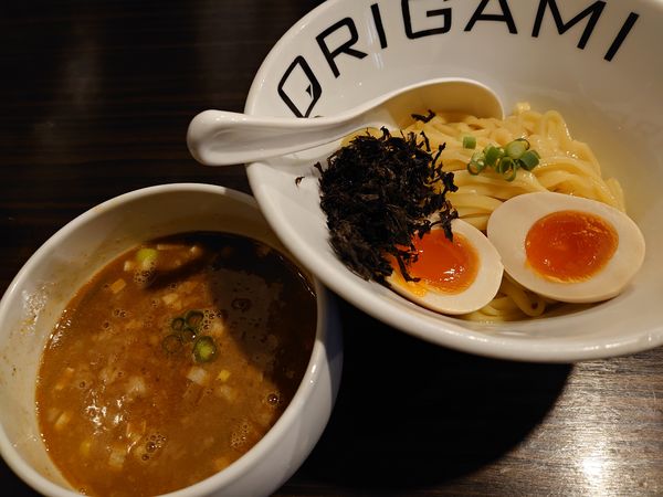 「味玉旨辛コッテリ煮干しつけ麺」@麺屋 ORIGAMIの写真