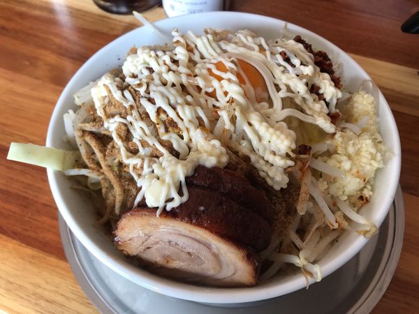 「汁なし豚1枚」@ラーメン豚39の写真